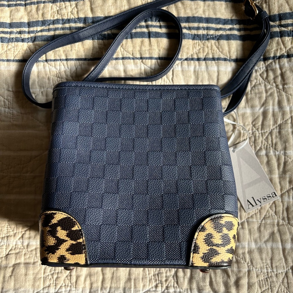 NWT Alyssa vegan Navy & Leopard crossbody